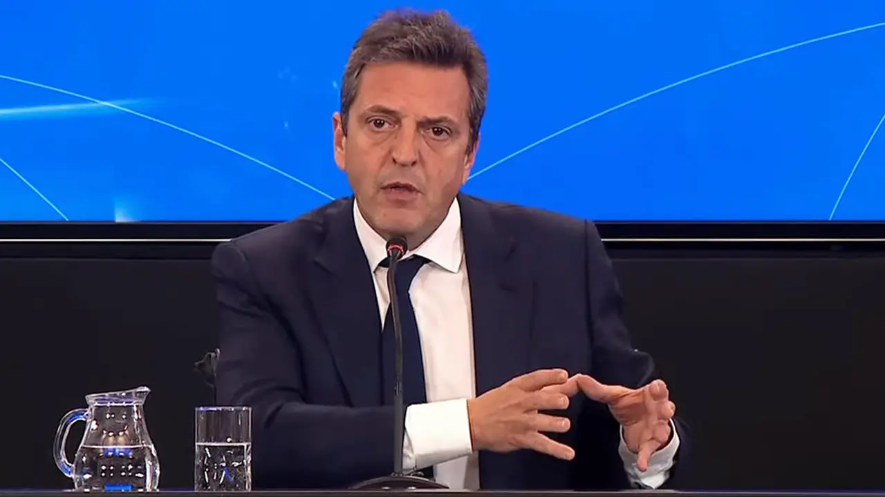 Economia desaceleracion del gasto en línea con el objetivo que prometió Massa de ordenar cuentas públicas