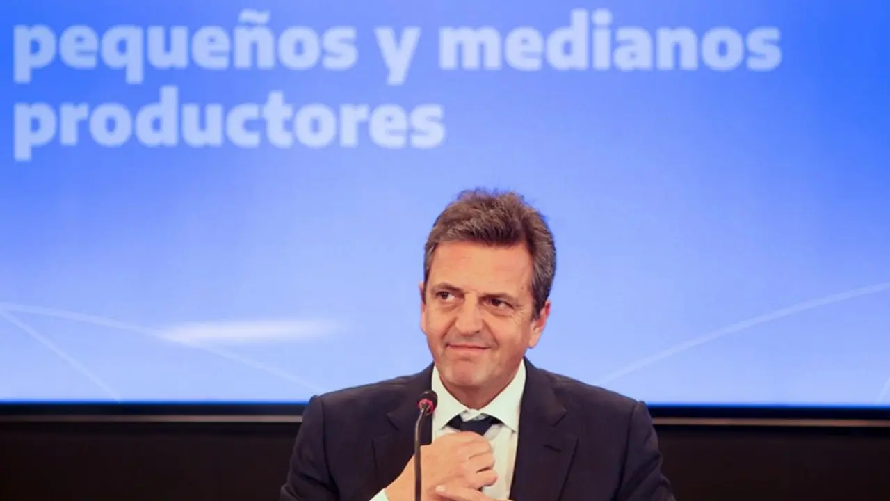 Con la aplicación del nuevo régimen importador, el ministro Sergio Massa espera una recuperación del superávit comercial, pero el mercado muestra escepticismo