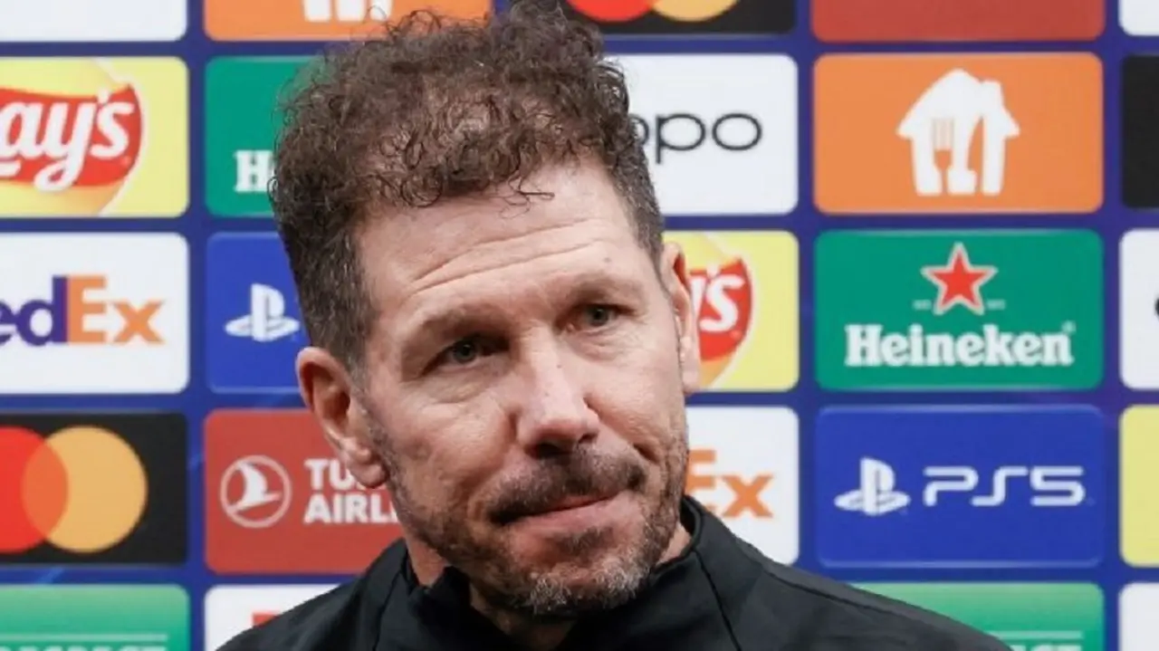 El primer argentino en aparecer es Simeone