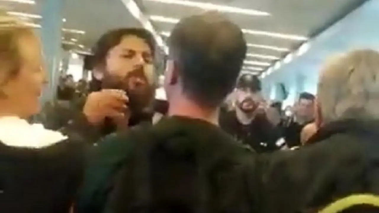 VIDEO | Grabois discutió con pasajeros en Ezeiza: escrache, abucheos y tensión en la cola de Migraciones
