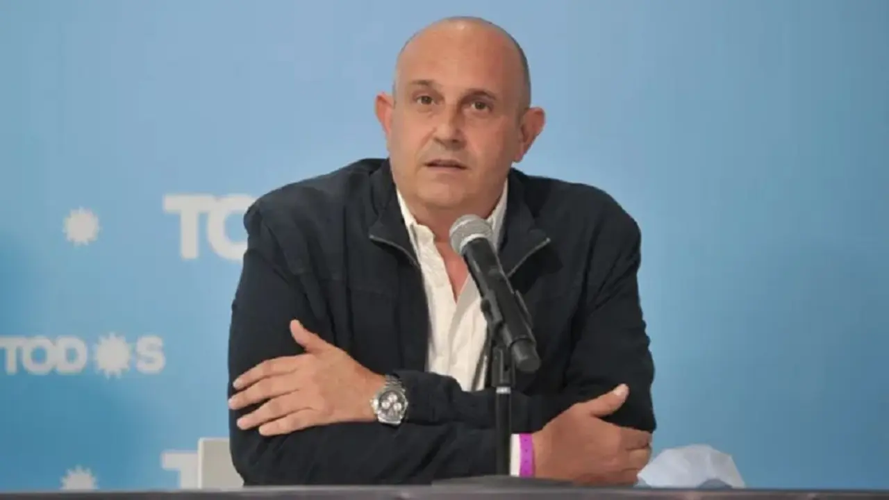 Alexis Guerrera, el ministro de Transporte, dejará el cargo por un problema de salud