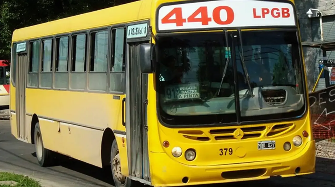 Los colectivos podrían perder el subsidio.