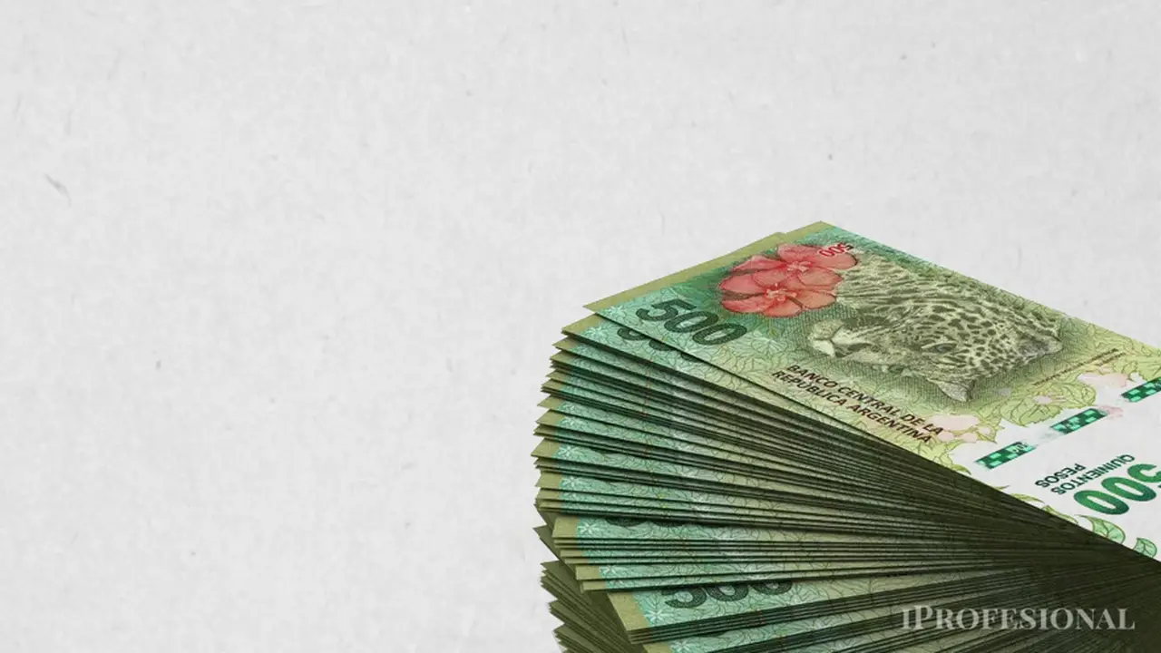 Debido a la elevada inflación, el monto a informar por parte de los bancos pasó de $30.000 a $90.000