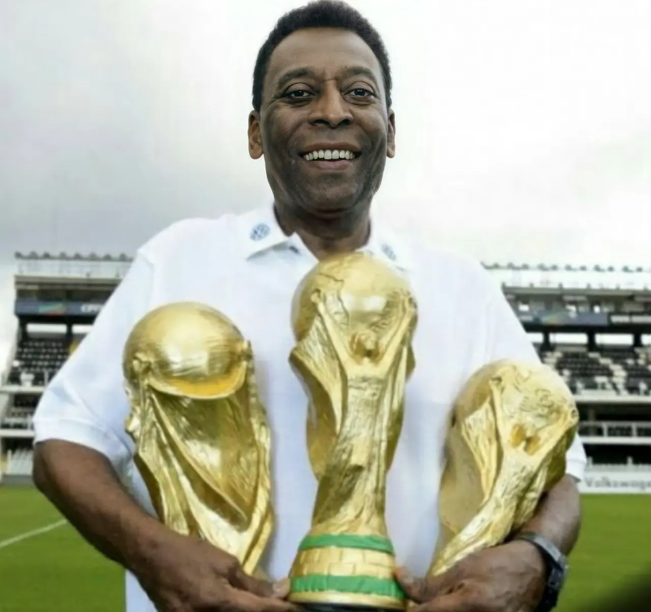 Pelé es el único jugador en la historia en ganar tres campeonatos del mundo