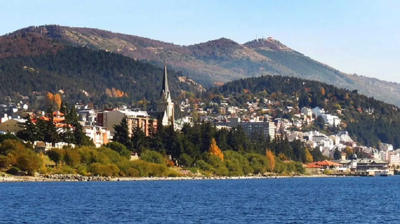 Para viajar a Bariloche con el Previaje, una pareja gastaría