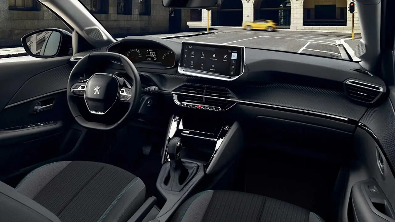 Así es por dentro el Peugeot 208.