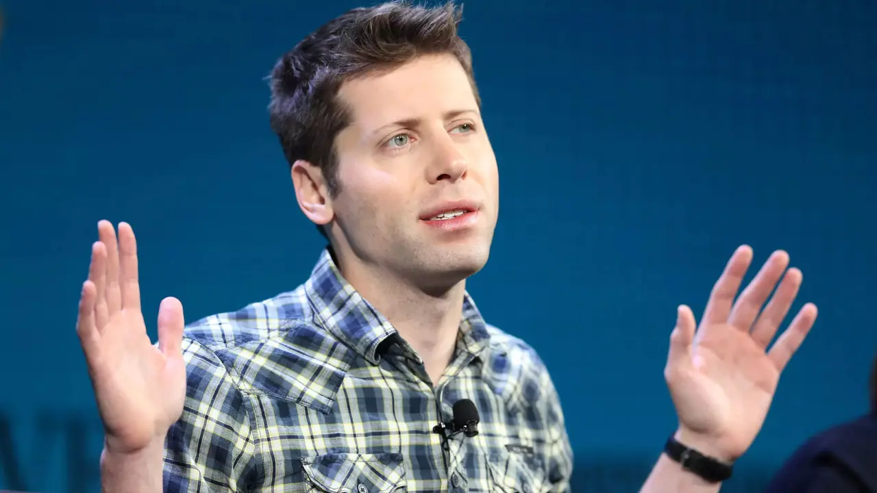 Sam Altman, el creador de ChatGPT, enfrenta una gravísima acusación de su hermana