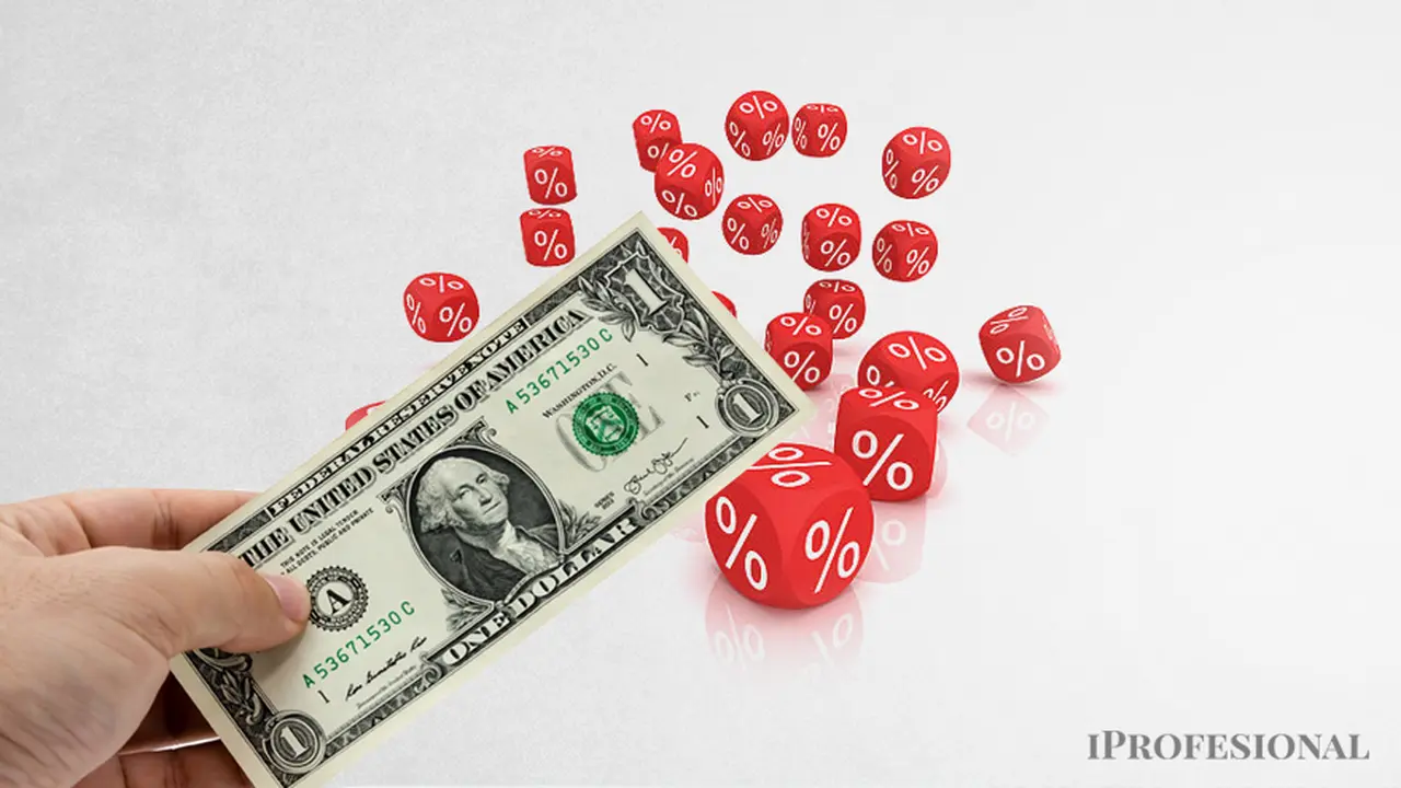 El plazo fijo tradicional está pagando ahora, según cada banco, entre 70% a 75% de tasa nominal anual (TNA). Por lo que el ahorrista mira al dólar.