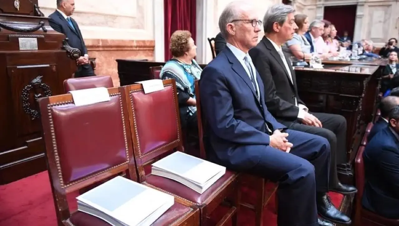 Rosenkrantz y Rosatti siguieron imperturbables un discurso plagado de críticas a la Corte: los otros dos jueces faltaron a la cita