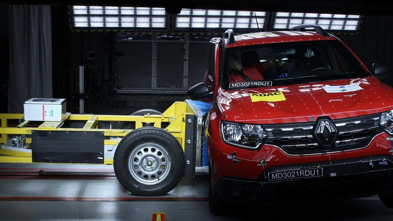 Renault Duster es otro de los que obstuvo 0 estrellas.