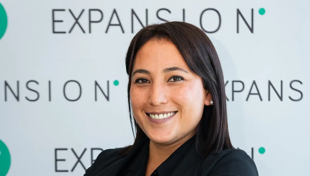 Lucía Martínez, analista Semisenior de Staffing de Expansion Holding