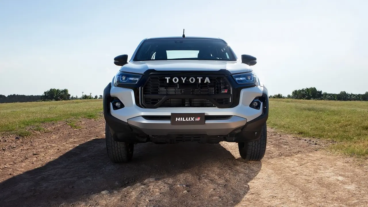 Toyota Hilux, uno de los primeros modelos con precios.