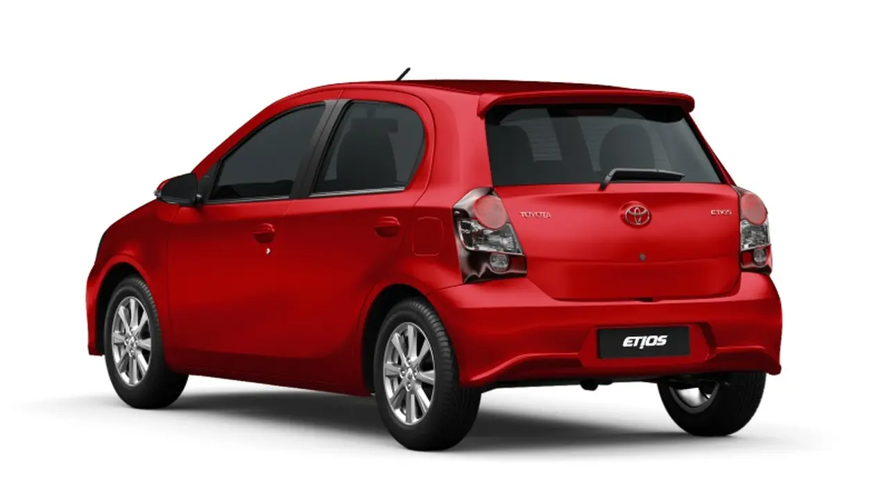El Etios es un auto más clásico en su diseño.