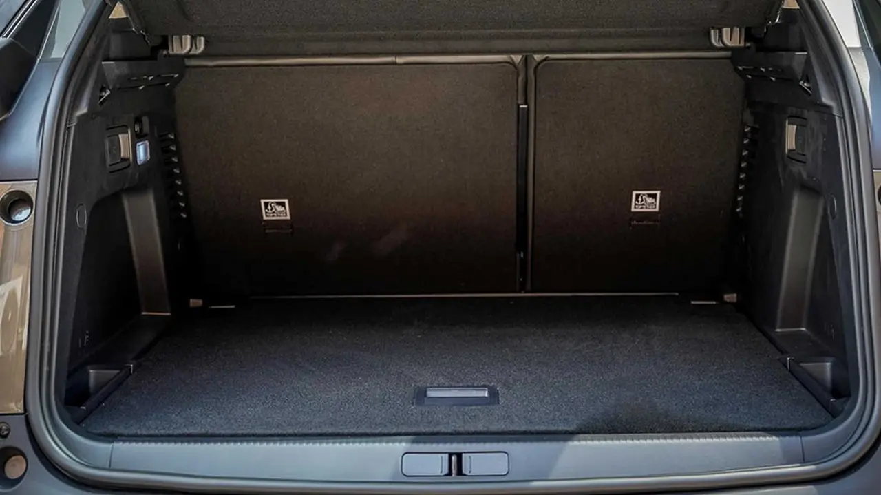 El baúl del Peugeot 3008 tiene 508 litros.
