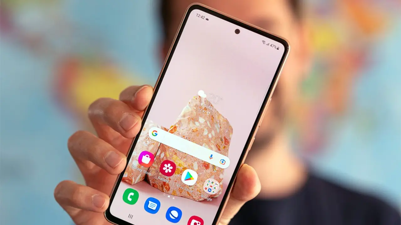Samsung Galaxy A53.