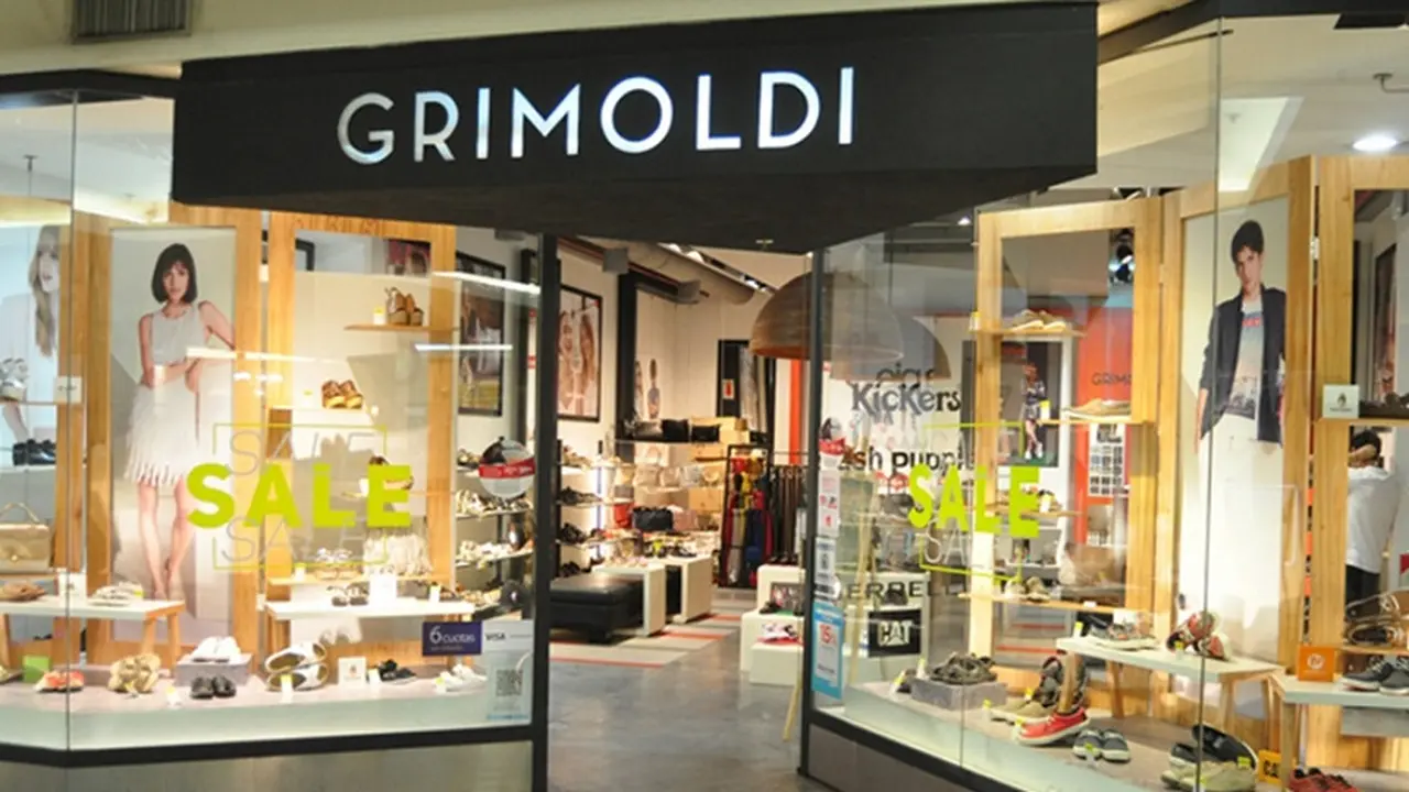 Entrada de un local de la marca Grimoldi en un shopping. Foto: Archivo