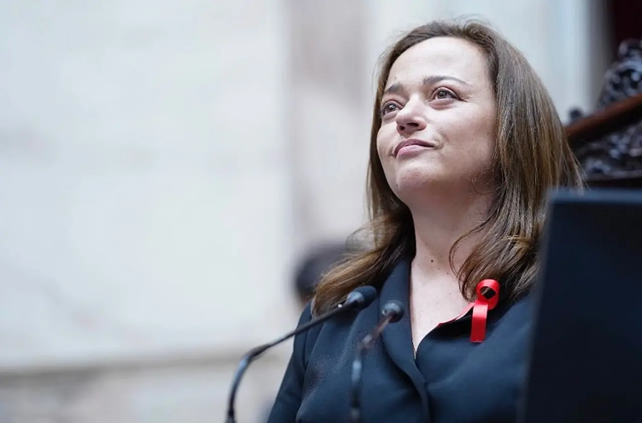 Cecilia Moreau exhortó a la oposición a dar quórum para tratar el compre sin IVA, alquileres y la creación de universidades