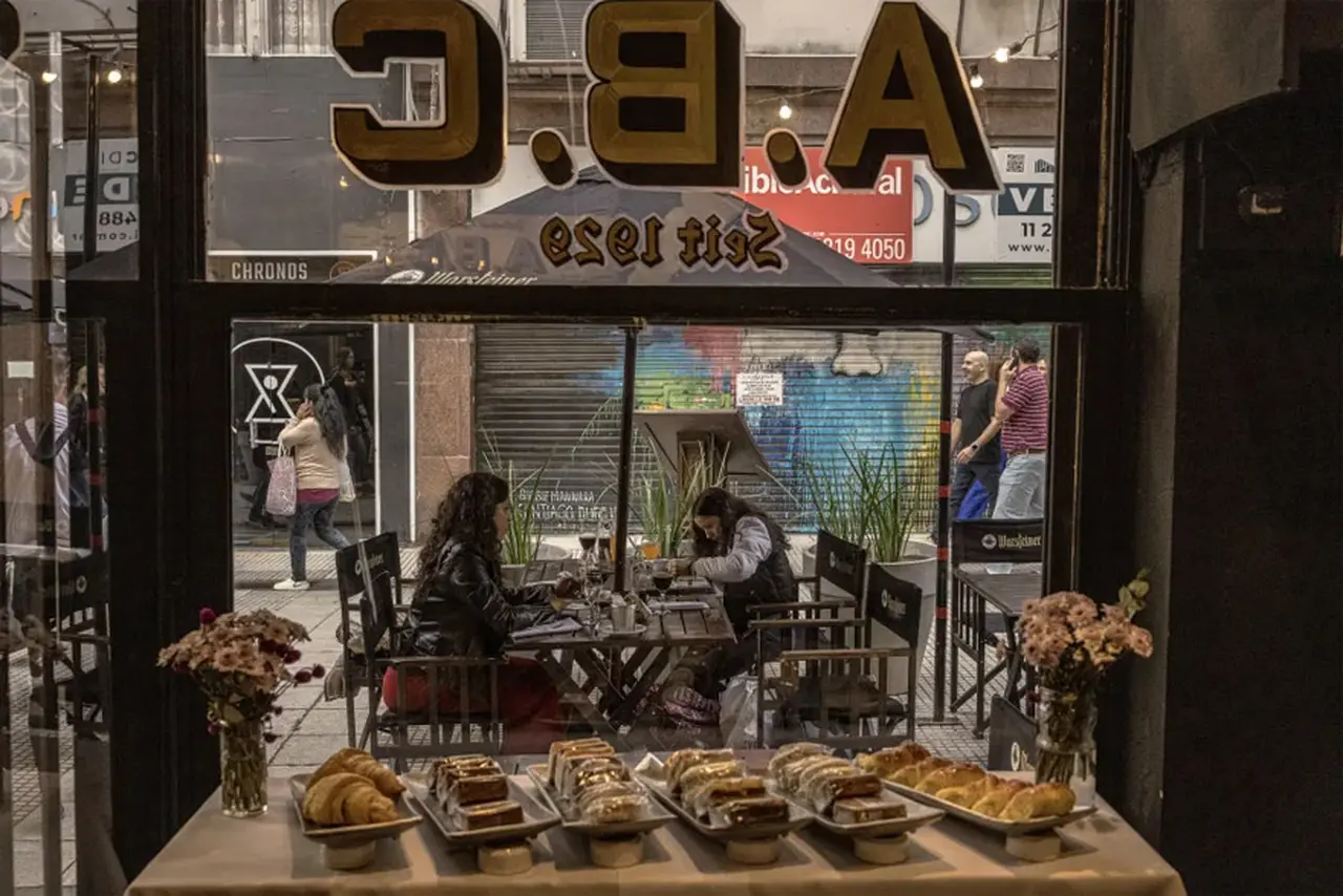 Una degustación en Águila Pabellón en Palermo, un barrio muy de moda de Buenos Aires.