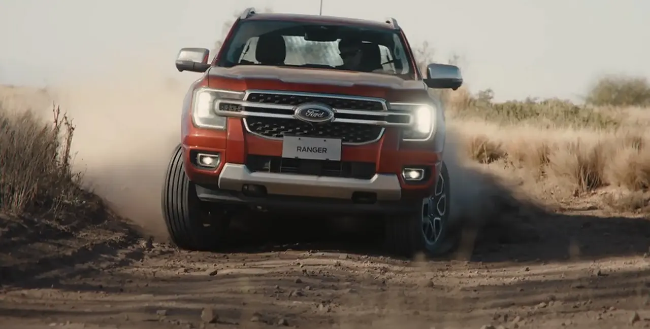Ford Ranger, con el mismo frontal que la Serie F.