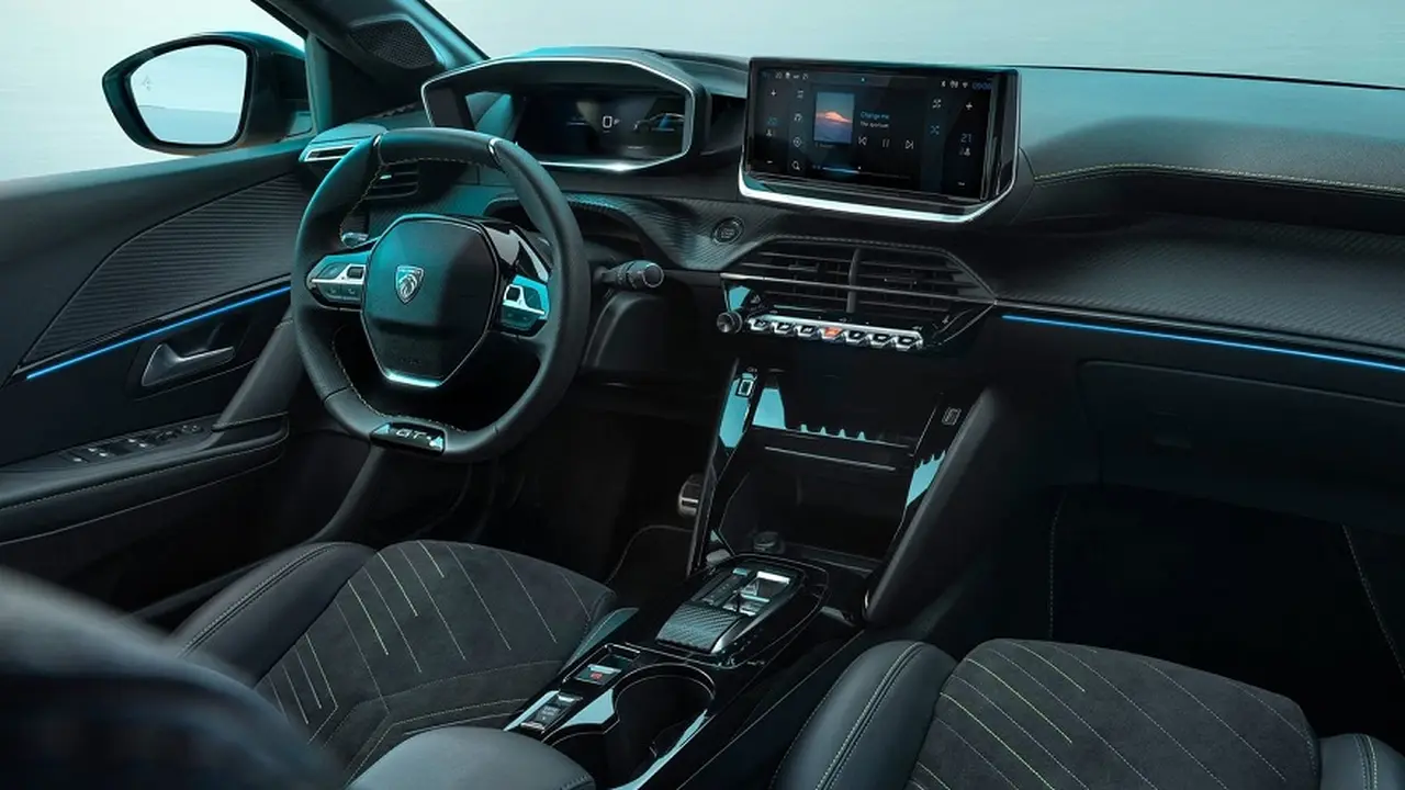 El Peugeot 208 se caracteriza por un diseño interior moderno y tecnológico.
