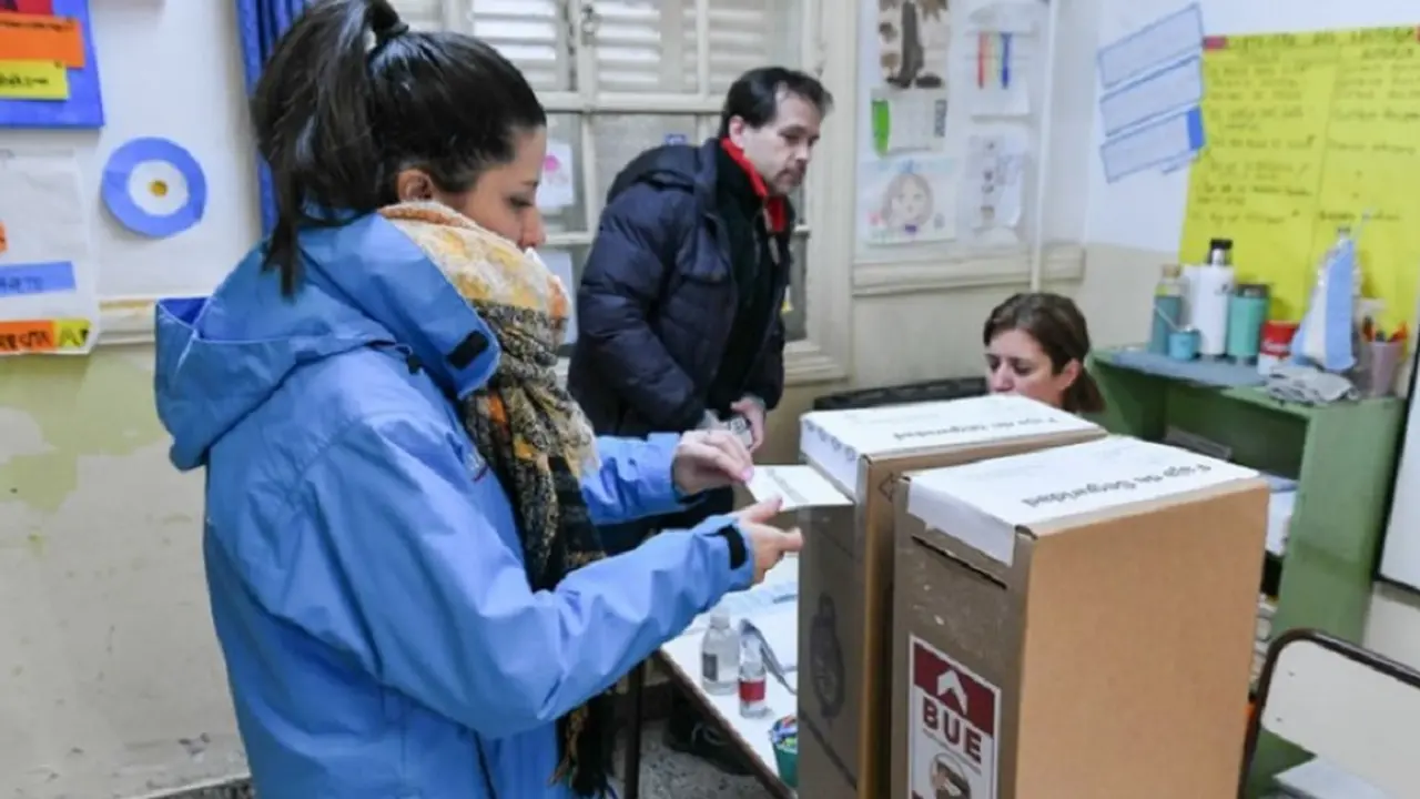 Elecciones 2023: qué debés hacer si faltan boletas de tu candidato en el cuarto oscuro