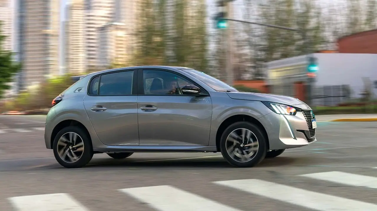 El Peugeot 208 Roadtrip se basa en la versión Allure