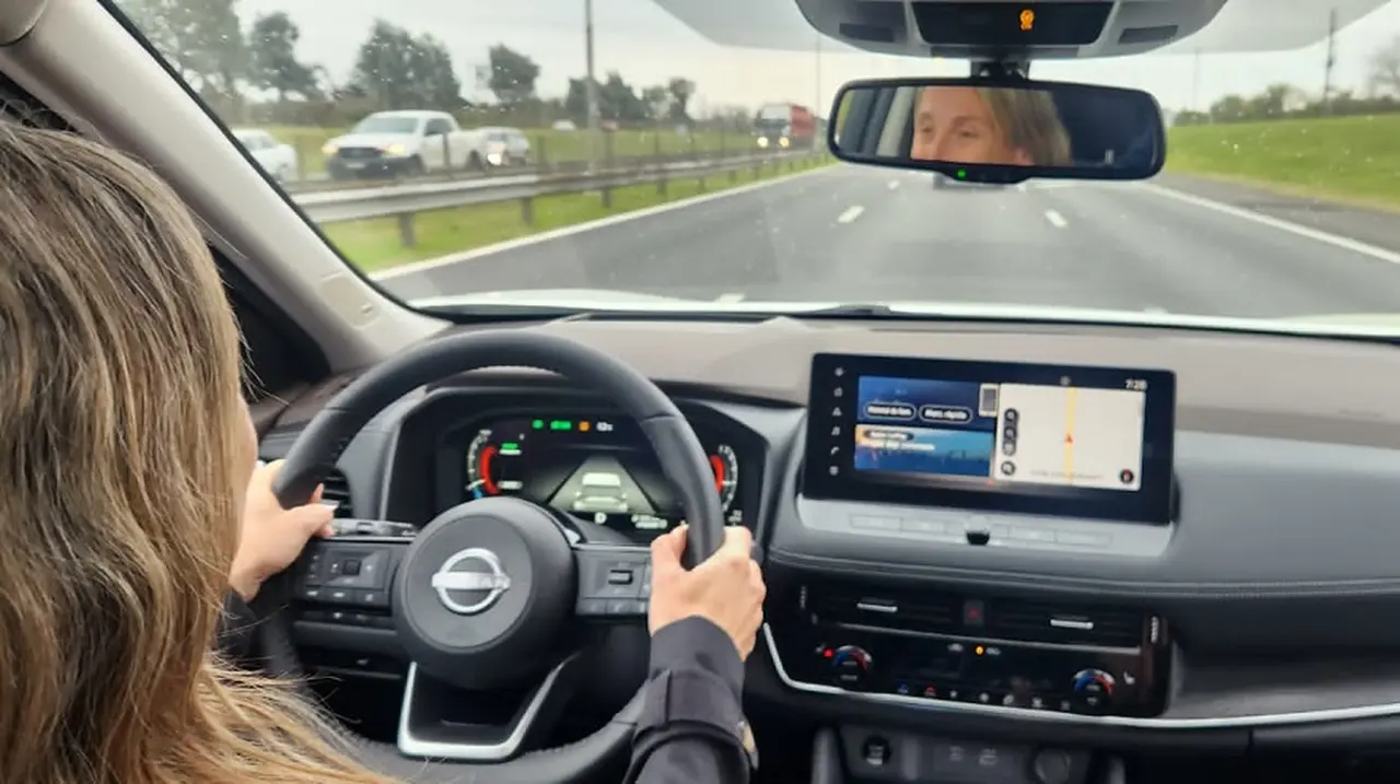 Nissan X-Trail, un SUV ideal para la ruta y con buena dinámica fuera de ella.