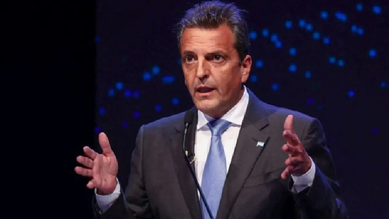 Massa, en el debate: "La Argentina debe elegir un camino distinto al que plantea Milei"