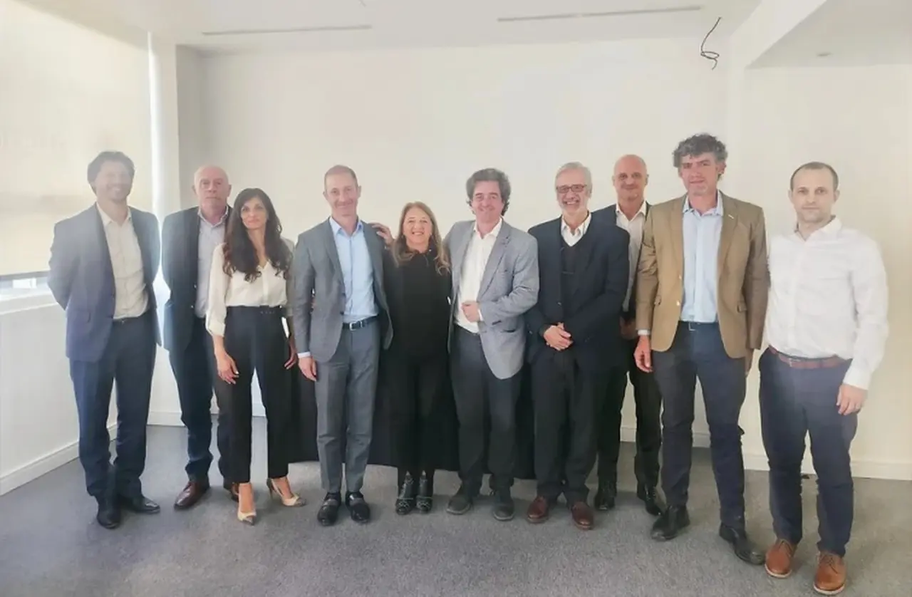 La CAB se reunió con referentes de Ciencia y Tecnología para fortalecer el sector en Argentina