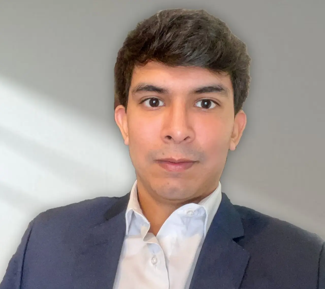 Dr. Tomás Gómez Fernández. Abogado (UCA)