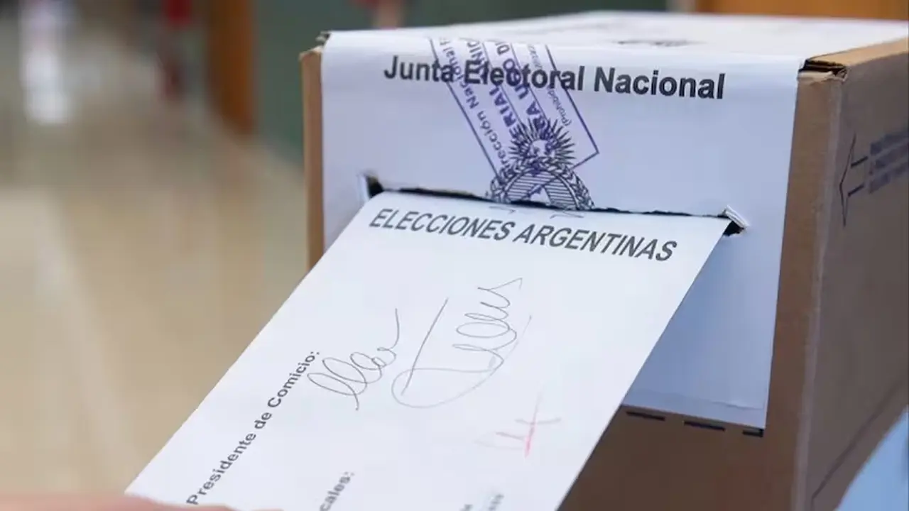 Fuerte ausentismo: votó el 77% del padrón, ¿cuánto cayó la participación frente a otras elecciones?