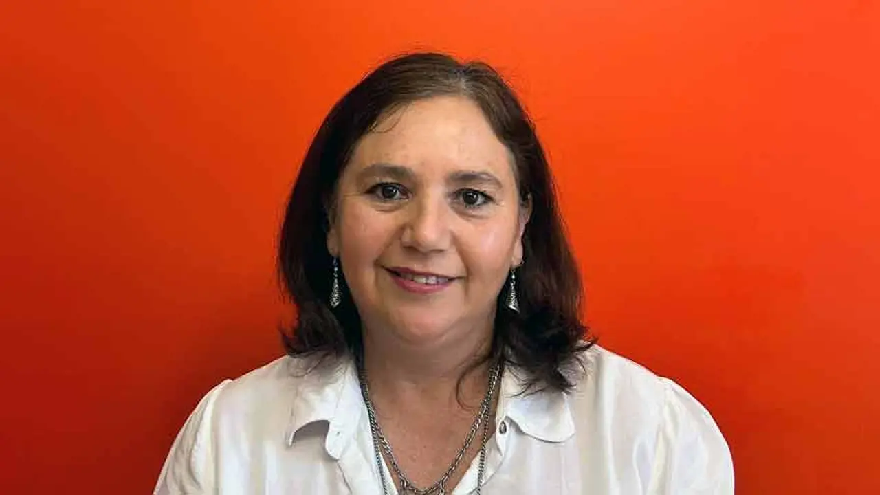 Betina Llanes.