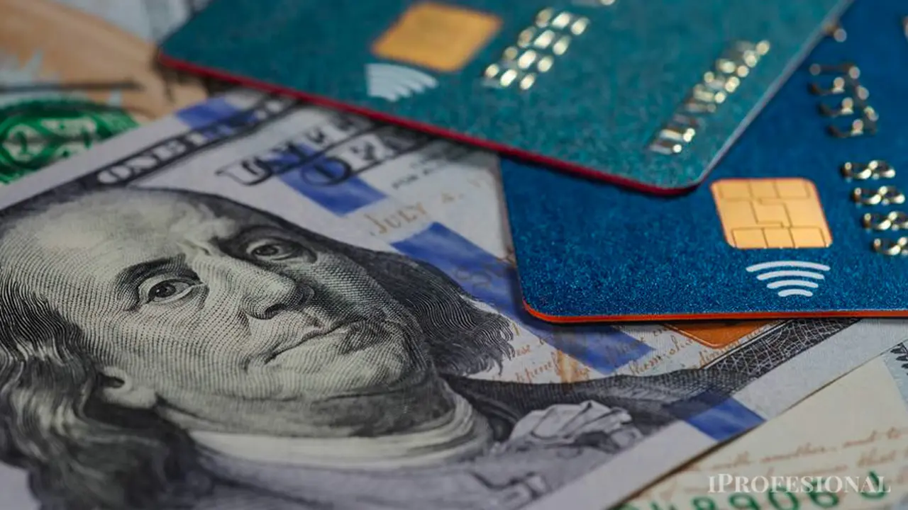 Cómo empezar a usar la tarjeta de débito en el exterior del país