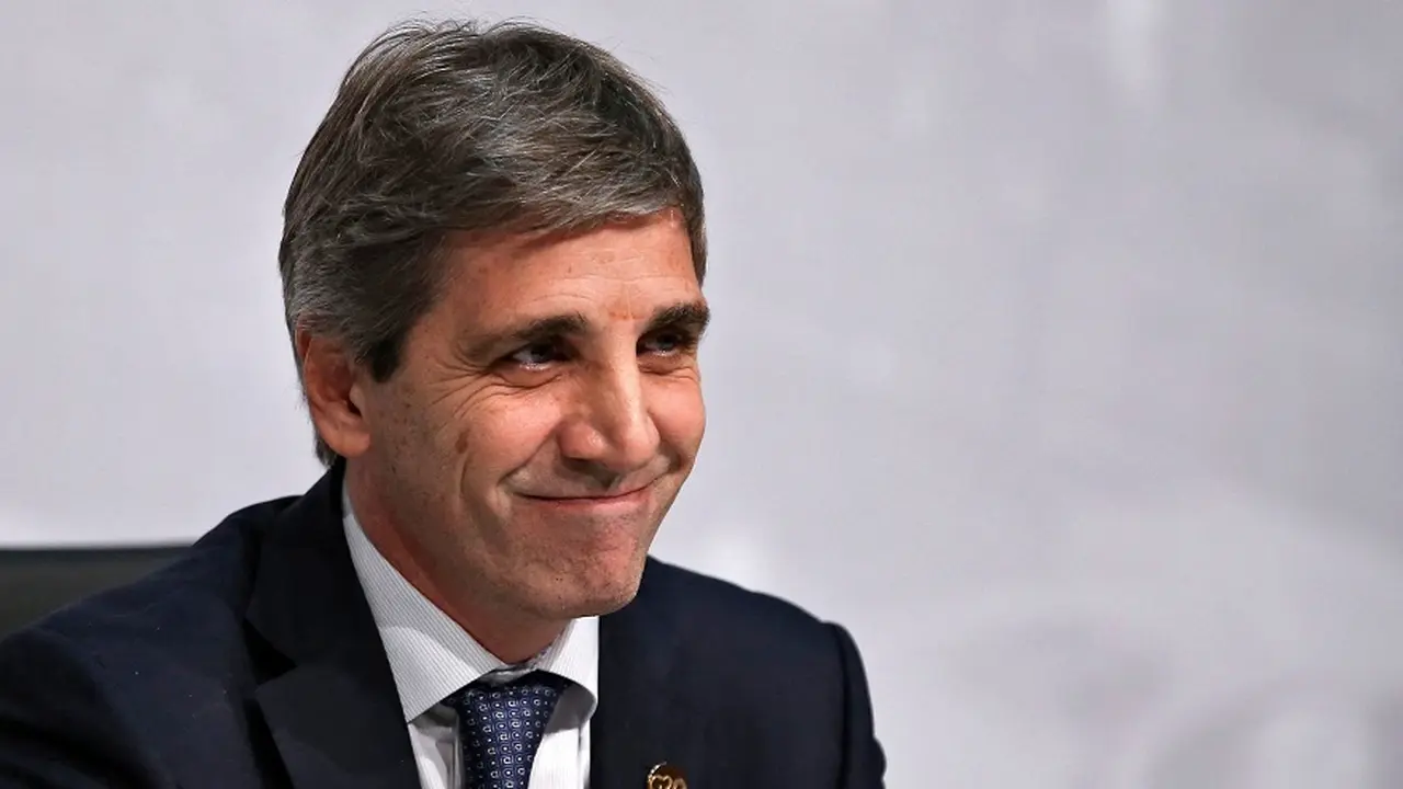 Llegaron bancos de Wall Street para tomarle examen a Luis Caputo