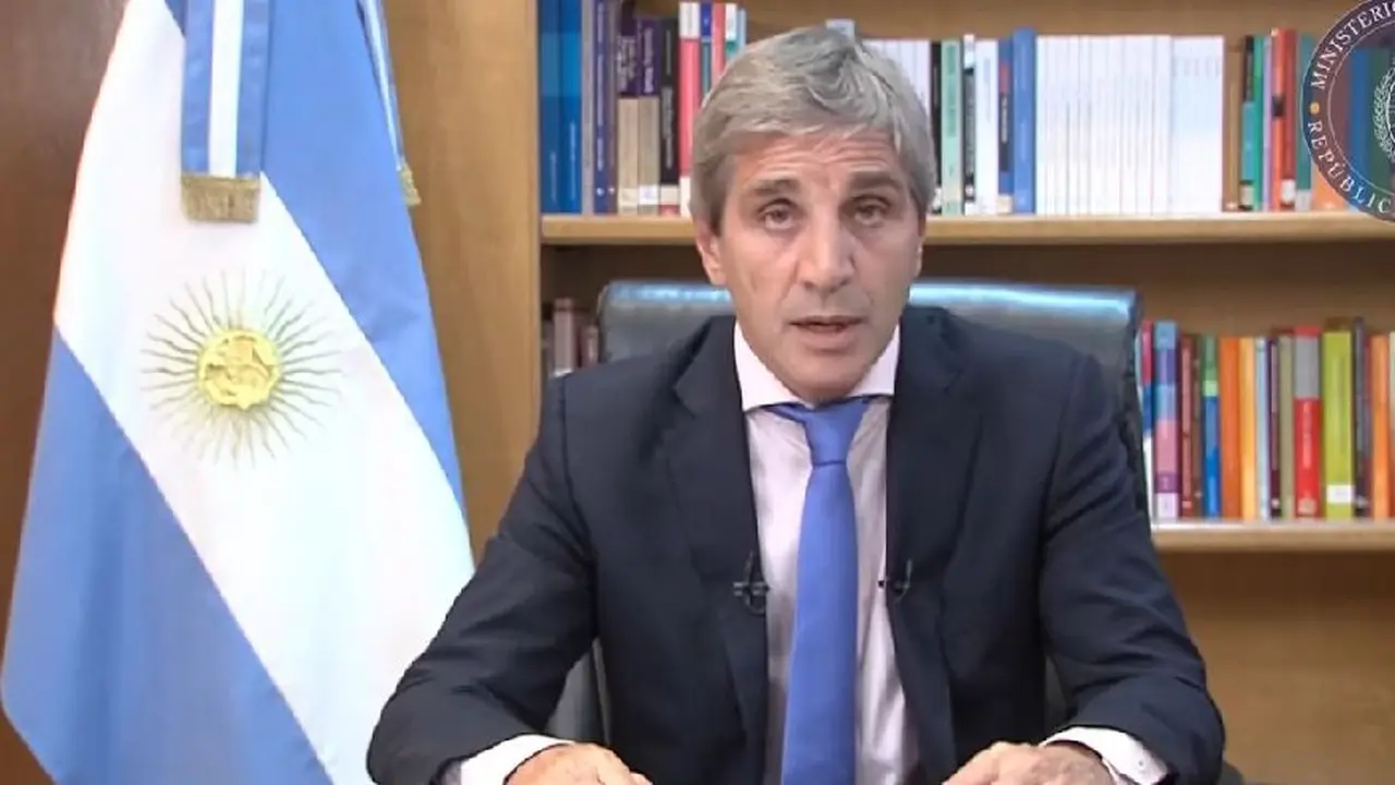 El mercado financiero reaccionó favorablemente a los anuncios de Caputo, con una disminución de la brecha cambiaria