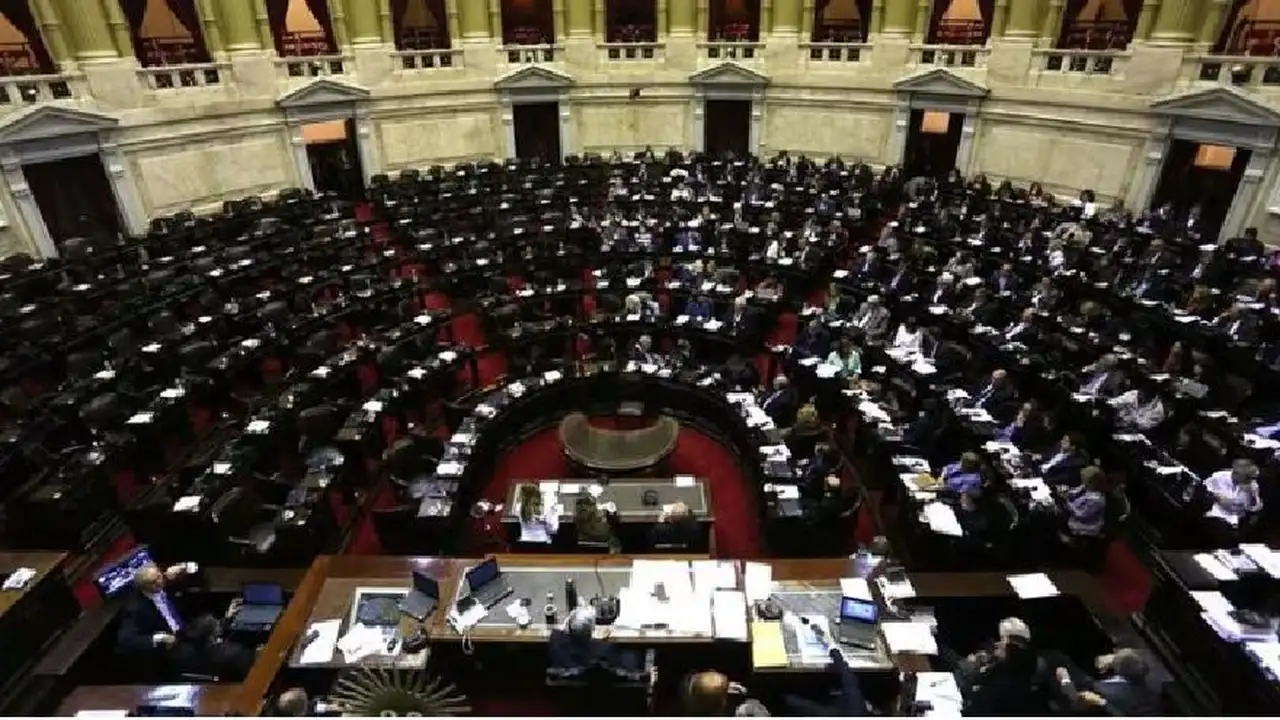 En el Congreso no hubo mucha concurrencia a las sesiones extraordinarias.