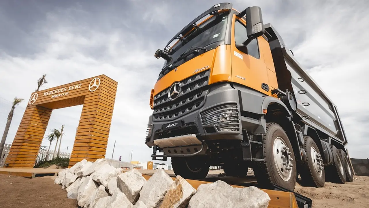Mercedes Benz Camiones y Buses ofrece una amplia gama de modelos.