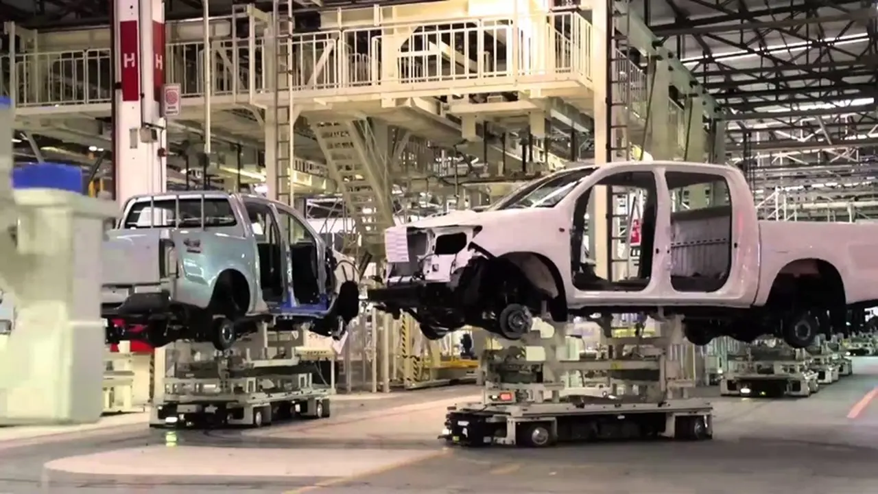 Dólar, impuestos y la avanzada china: los temas que preocupan a Toyota para 2025
