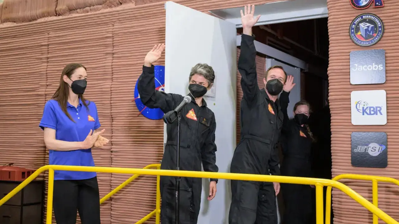 Como preparación para lo que se viene, astronautas realizan una simulación con las condiciones de vida en Marte