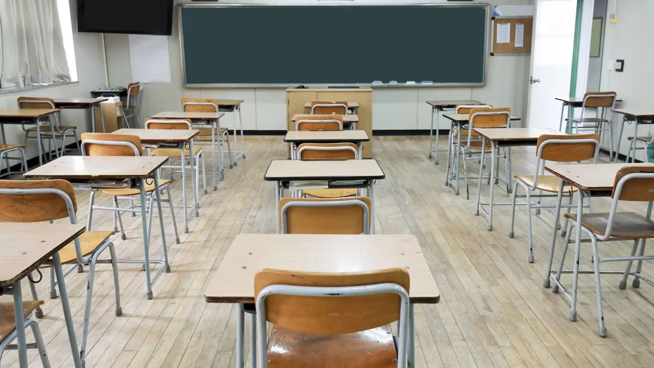 El inicio de clases llega con fuertes aumentos en la canasta escolar, los uniformes y en las cuotas de los colegios privados 