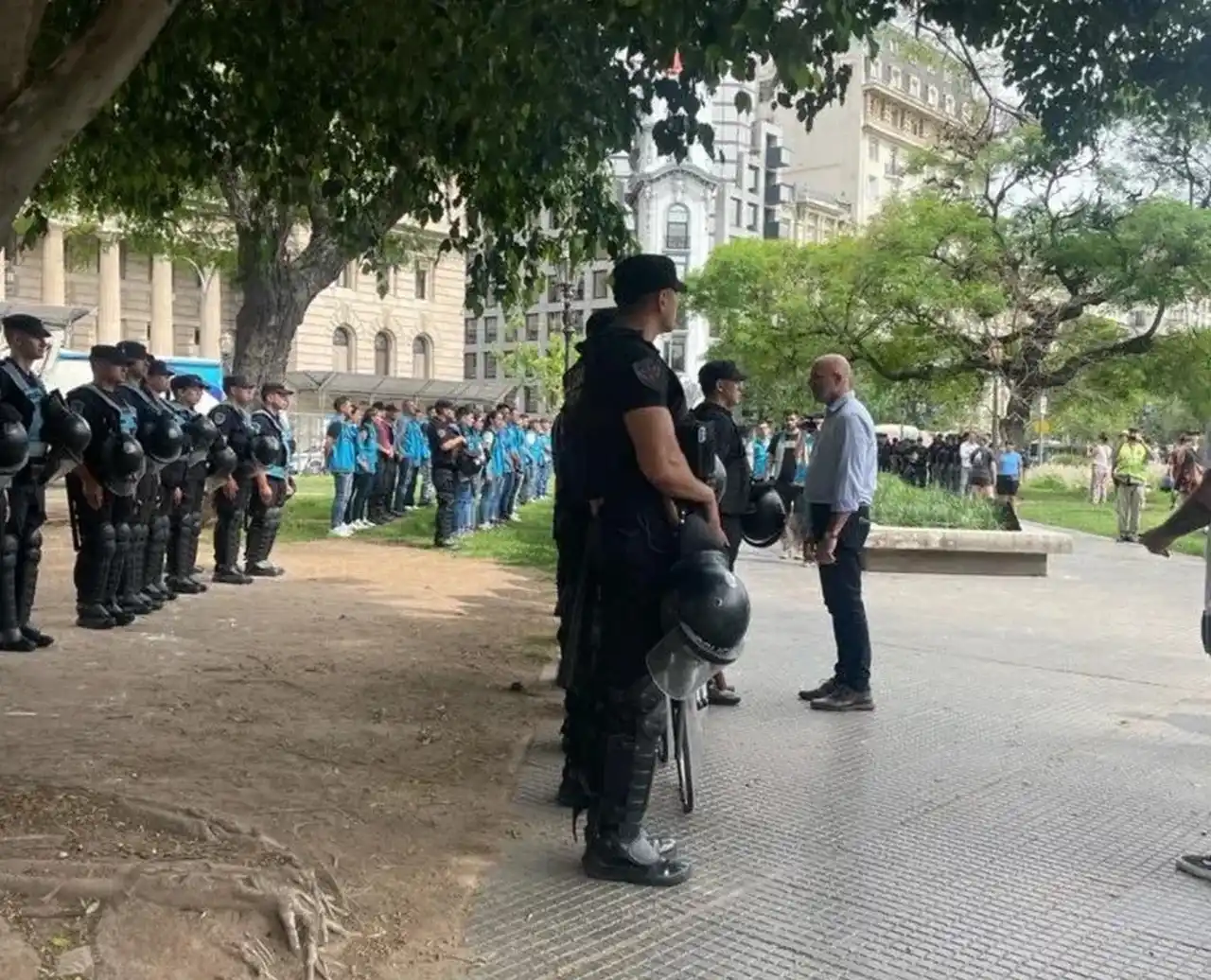 Recrudece la pelea entre el juez Casanello y el Gobierno Nacional por el protocolo anti piquetes
