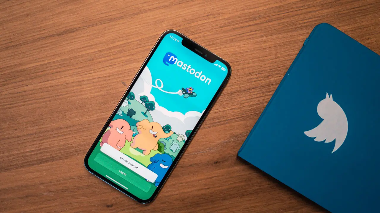 ¿Cansado de "ex" Twitter?: descubrí estas tres alternativas a la red social de Elon Musk