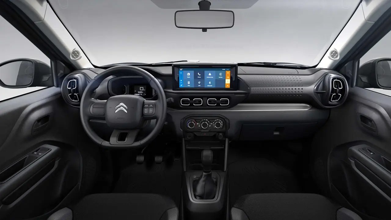 El interior del Citroën C3 es más moderno, con pantalla de 10 pulgadas.