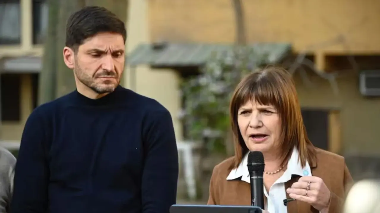 Patricia Bullrich y el gobernador de Santa Fe Maximiliano Pullaro, en medio de una crisis de violencia en Rosario