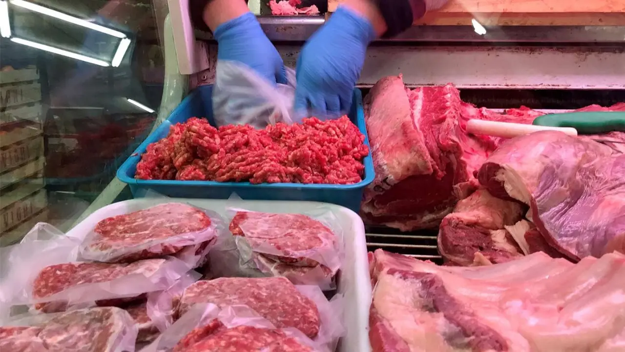 La venta de carne cayó más de 36% en un año.