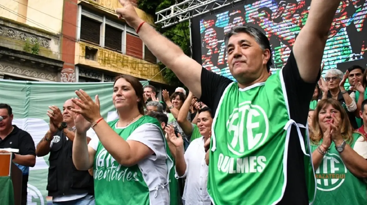 Ate  convocado a un paro en rechazo a su presencia en el Foro Llao Llao.