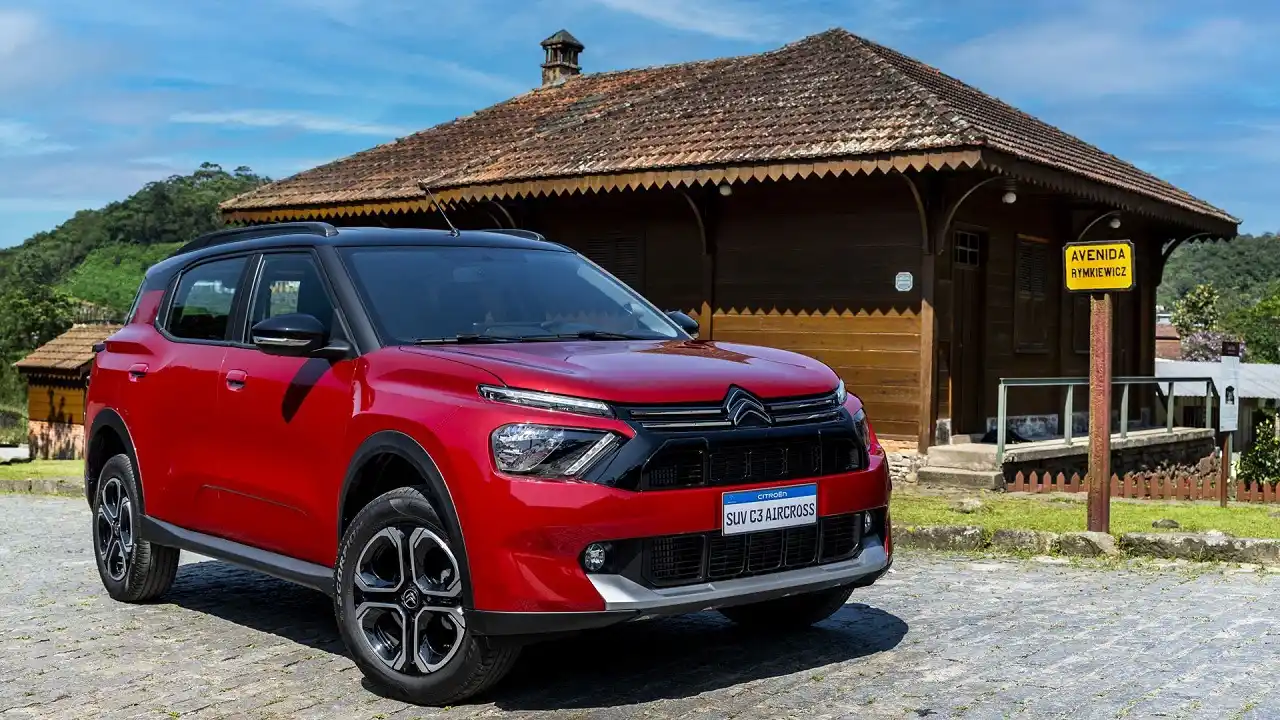 También para 7 personas, el Citroën C3 Aircross es un SUV. 