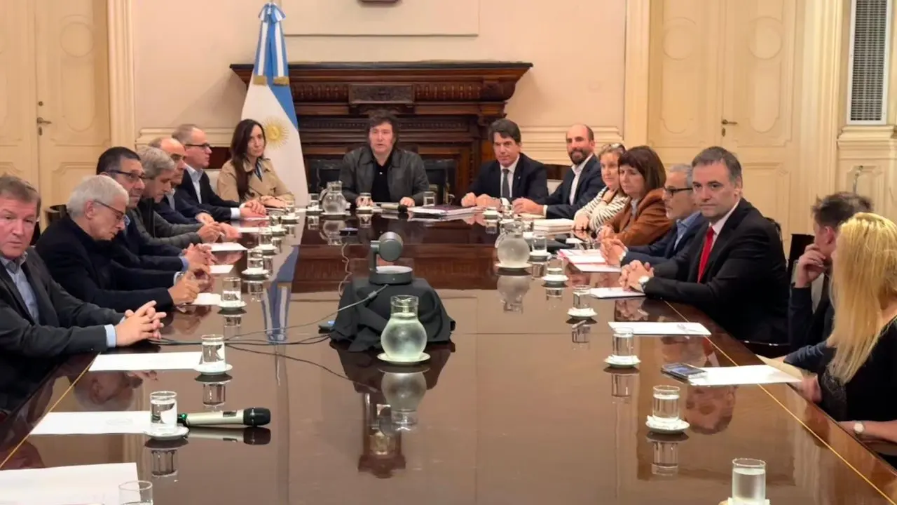 Entre renuncias e indefiniciones, Milei no termina de nombrar a los funcionarios que necesita el Estado.