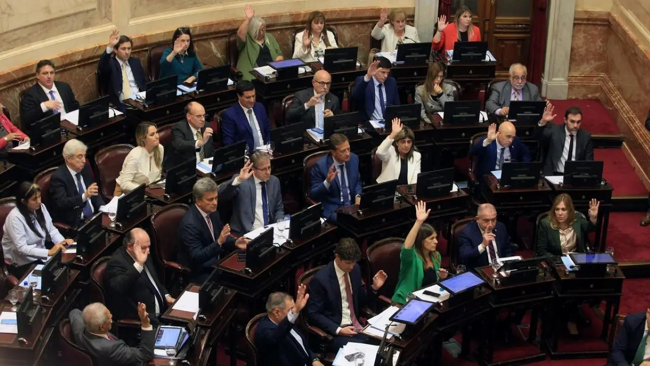 El oficialismo no frena las negociaciones con gobernadores