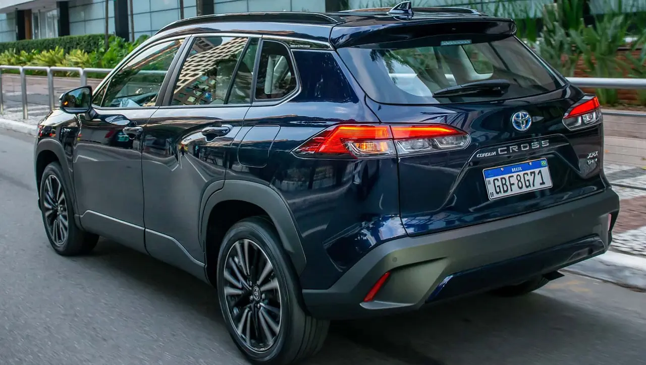 El nuevo Corolla Cross se lanzará el 8 de mayo con varios cambios.
